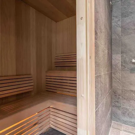 Apartament Chalet Agathe - Luxury Mountain Retreat *