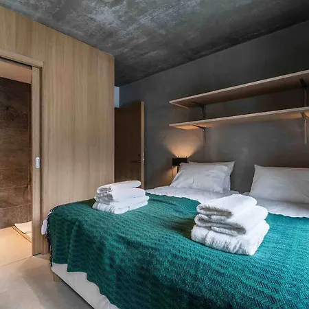 Chalet Agathe - Luxury Mountain Retreat *