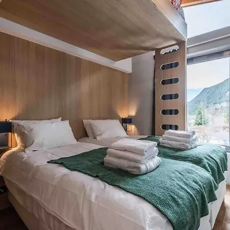 Chalet Agathe - Luxury Mountain Retreat *